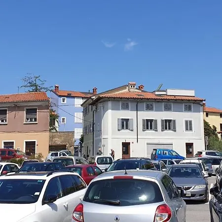 Laguna Gisela Apartment