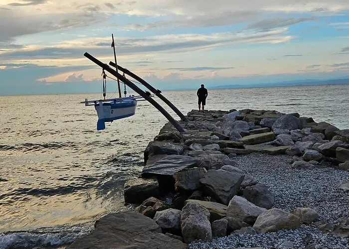 Daire Laguna Gisela *