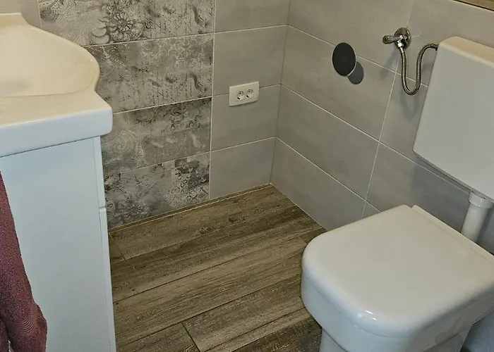 Daire Laguna Gisela *